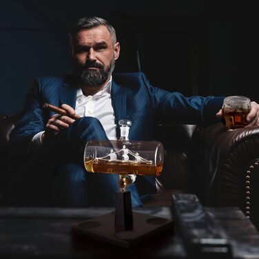 Декантер для віскі Oak & Steel у формі корабля 1000 мл з краном із нержавіючої сталі та 4 склянками – подарунковий набір для чоловіків на День народження, Валентина, День батька