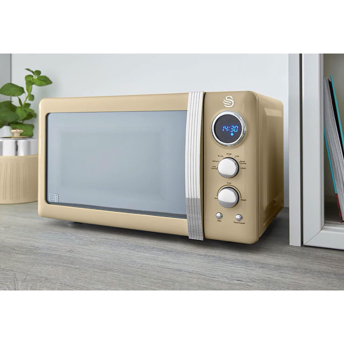 Мікрохвильова піч Swan Retro SM22030CNEU 20 л, 800 Вт, 5 режимів, розморожування, таймер 60 хв, вінтажний дизайн, кремова, дзеркальні дверцята