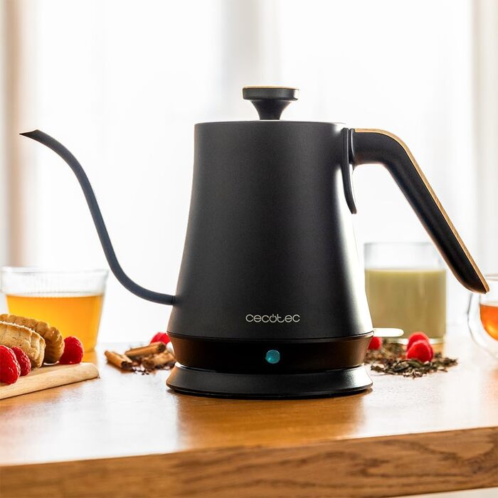 Електрочайник Cecotec Thermosense 500 Schwan, 1 л, 1200 Вт, швидке нагрівання, фільтр від накипу, BPA-free, обертається на 360°, стильний дизайн у формі лебедя