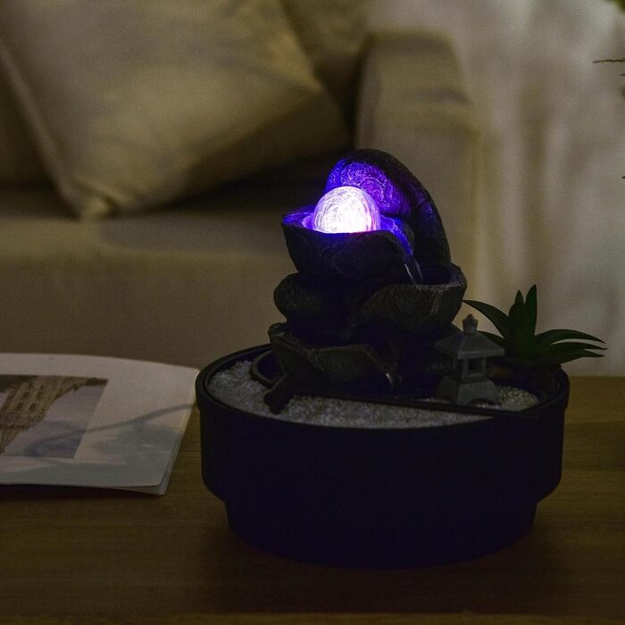 Садовий фонтан Zen з обертовою скляною кулею, LED підсвіткою, білим піском, закритою циркуляцією води, 21 см, Bogota Zen'Light – декор для дому та саду