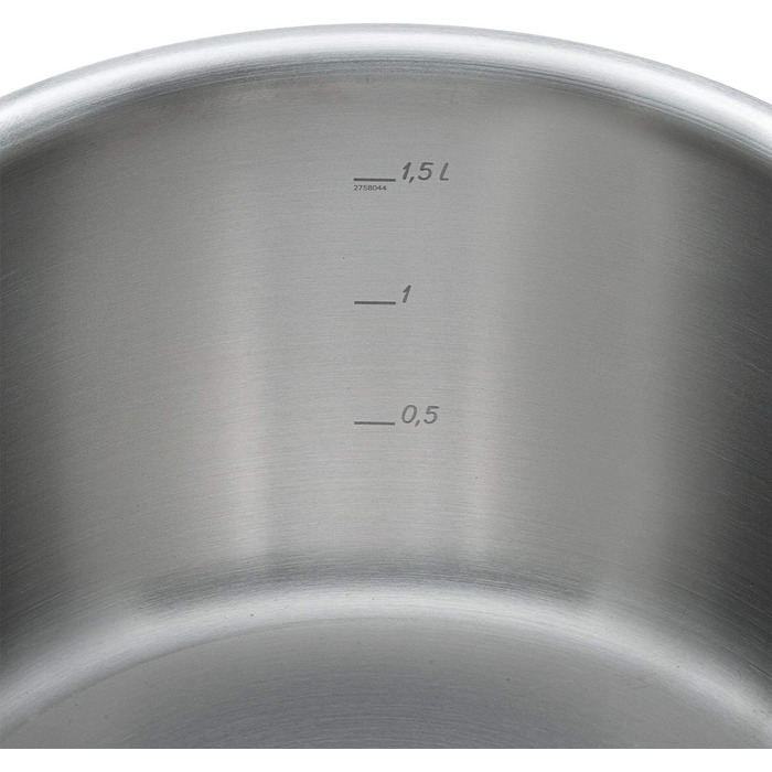 Каструля WMF Comfort Line 1,4 л з кришкою, 16 см, маленька каструля для молока, індукція, матова нержавіюча сталь Cromargan, з мірною шкалою, штабельована, без покриття
