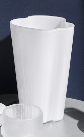Ваза Iittala Aalto 220 мм біла скляна дизайнерська