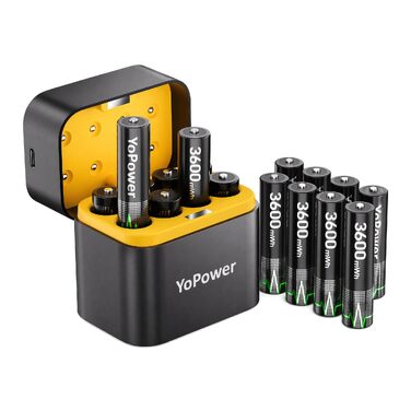 Набір з 8 акумуляторів AA 1.5V Lithium 3600 mWh та зарядним пристроєм на 8 слотів