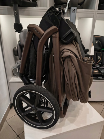 Дитячий візок 2в1 My Junior MAVI (обличям до батьків та по ходу руху), Mocca Brown