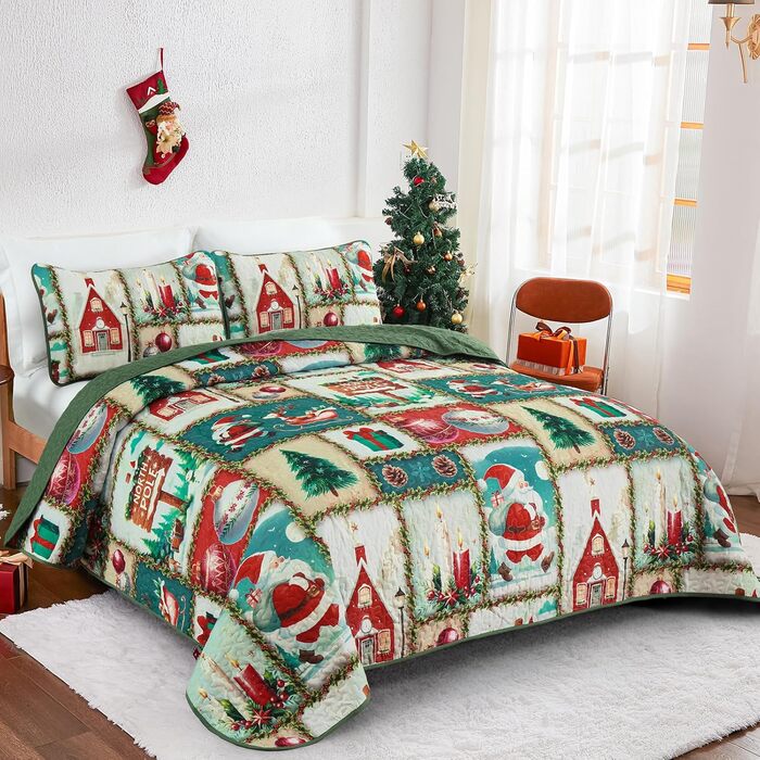 Покривало WONGS BEDDING 240x260 см, стьобане, мікрофібра, комплект 3 предмети: покривало та 2 наволочки 50x75 см, зелений різдвяний малюнок ялинка та олень, для двоспального ліжка