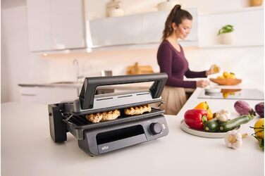 Електричний гриль Braun MultiGrill 7 CG7020: 3-в-1 (контактний гриль, BBQ, духовка), 2000W, велика поверхня (12 бургеров), чорний