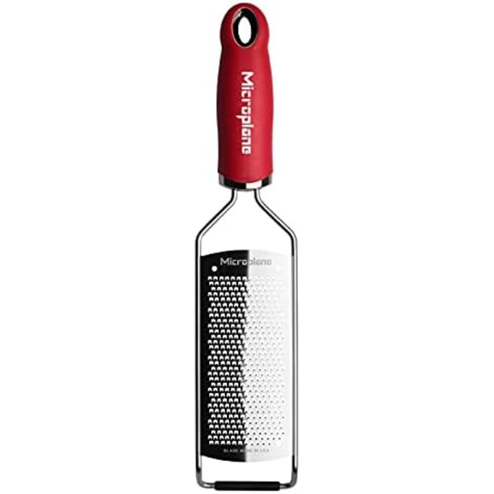 Тёрка Microplane® Fein для сыра, цитрусовых, чеснока, чили, корицы и мускатного ореха с лезвиями из нержавеющей стали - Made in USA (Красный, Тонкая лезвие)