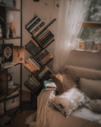 VASAGLE книжкова полиця-дерево, 8 рівнів, кутова, компактна, для спальні, вітальні, домашнього офісу, вінтажний коричневий, 25×50×141,5 см