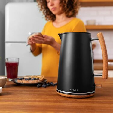 Електрочайник Cecotec Thermosense 400 Black Woody, 1,7 л, 3000 Вт, чорний, дерев'яний декор
