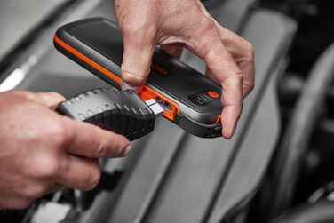 Osram BATTERYstart 400: Літієвий пусковий пристрій 2000A 12V з Powerbank для бензинових та дизельних двигунів (до 8л/4л), 16800mAh