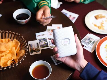 Друк фото зі смартфона INSTAX Mini Link 2 - компактний принтер