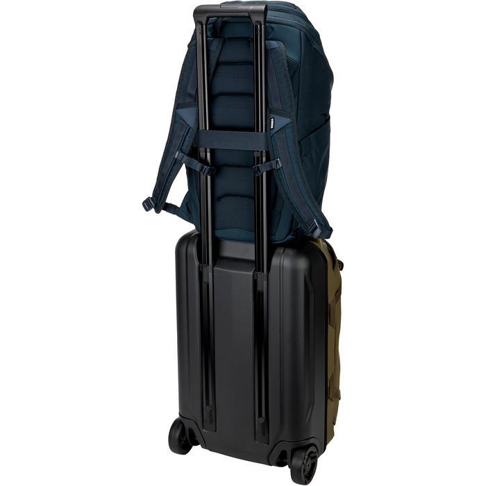 Рюкзак для ноутбука Thule Chasm Laptop Backpack L, темно-синій (Darkest Blue)
