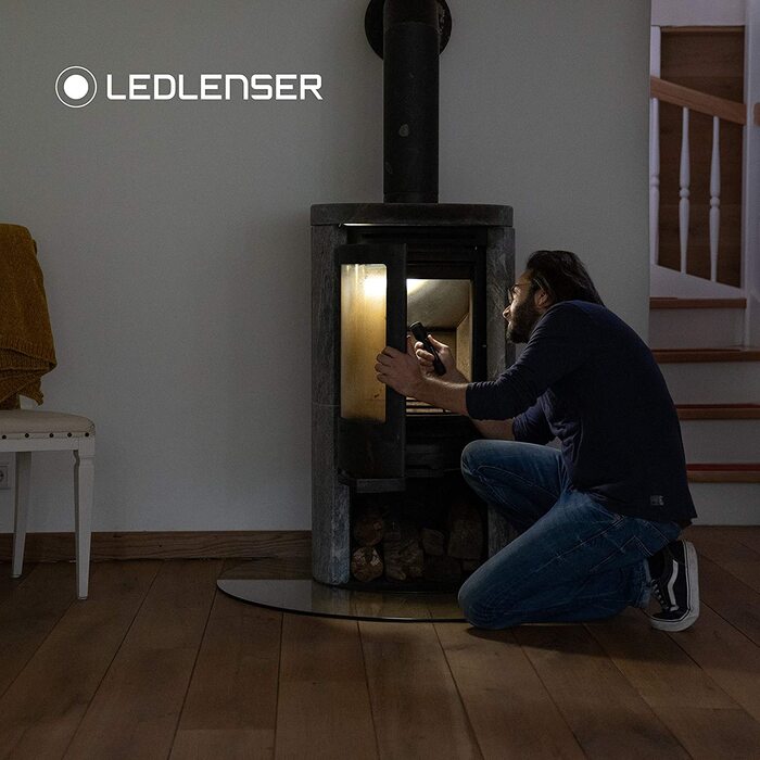 Ліхтарик Ledlenser P6R Core, 900 люмен, акумуляторний, LED, IP68, фокусування, 240 м, USB-зарядка