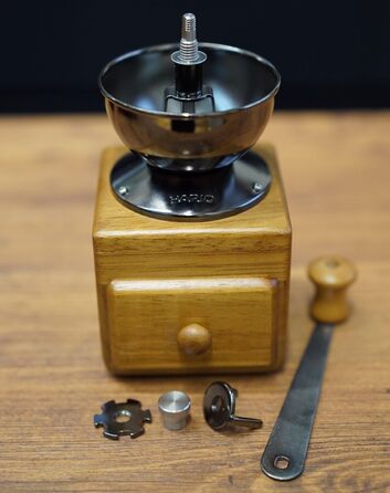 Кавомолка Hario MM-2, Коричнева - ручна кавомолка для дому