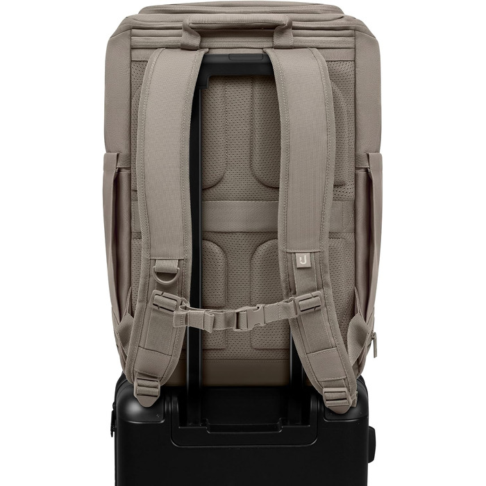 Рюкзак для ноутбука Johnny Urban Finn Large бежевий (Desert Grey) для жінок та чоловіків