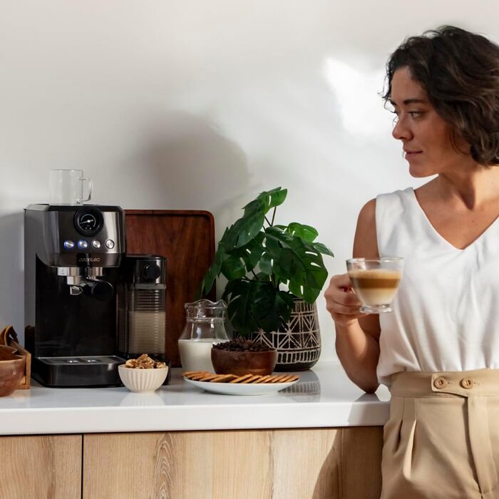 Кавомашина Cecotec Cafelizzia ColdBrew: Еспресо, Капучино, Холодний Кава, 20 бар, Паровий кран, Нержавіюча сталь