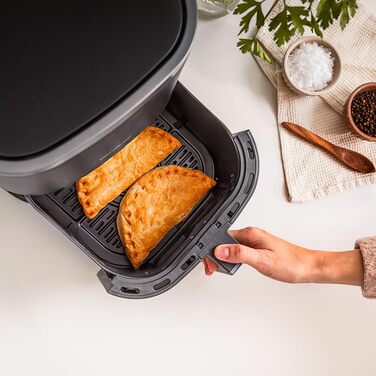 Фритюрниця без олії Cecotec Cecofry 6000 Full, 6 л, 1700 Вт, PerfectCook, 12 режимів, чорний колір