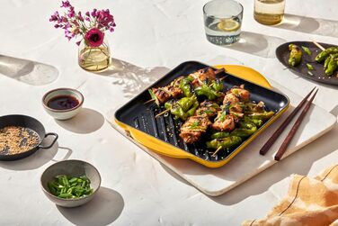 Гриль чавунний емальований Le Creuset, квадратний, 26 см, колір 'Морська сіль'