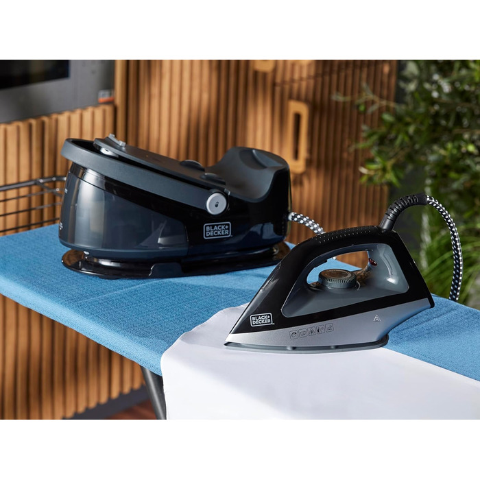 Парова праска BLACK+DECKER BXSS22000E, 2200 Вт, пластик, сіра, резервуар 1.4 л