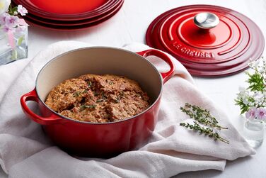 Le Creuset Signature Казанок з чавуну з кришкою, 20 см, Ø 20 см, для всіх типів плит, включаючи індукцію, об'єм 2,4 л, колір Kirschrot (Вишня), 21177200602430 Coastal Blue