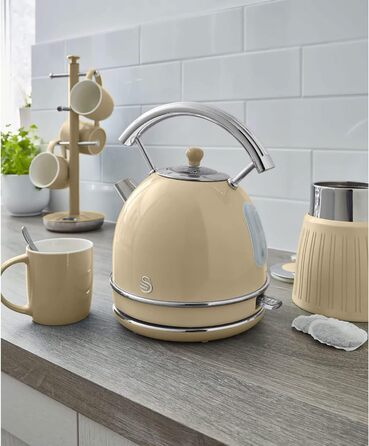 Електрочайник Swan Retro 1,8 л, вінтажний дизайн, Strix, бездротовий, BPA-free нержавійка, 3000 Вт, кремовий