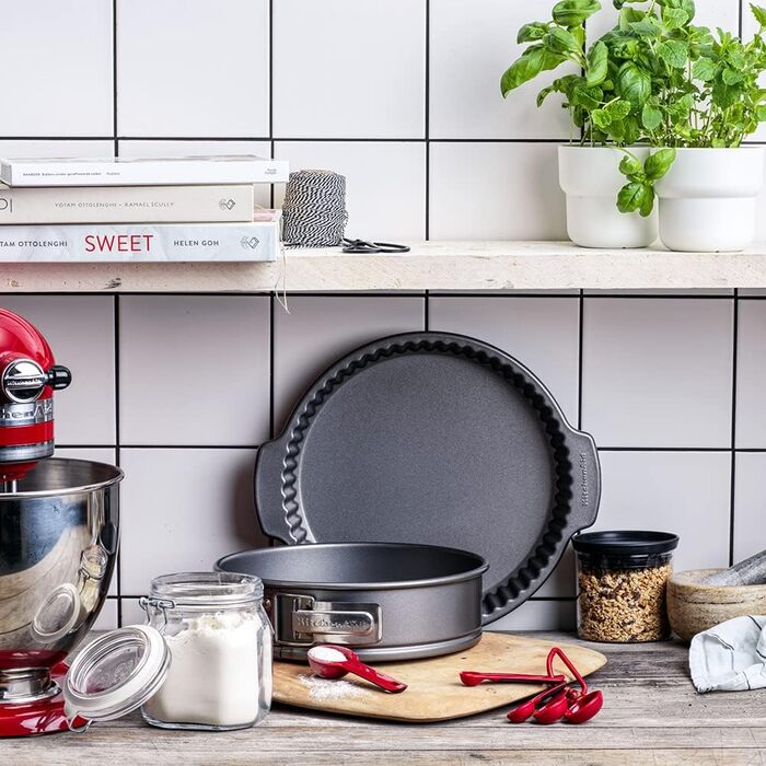 Набір форм для випічки KitchenAid з алюмінізованої сталі, 20см та 24см, антипригарне покриття, для духовки, миється в посудомийній машині, сірий