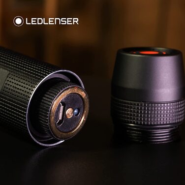 Ліхтарик Ledlenser P6R Core QC, мультиколірний LED (білий, червоний, зелений, синій), акумуляторний, 270 лм, 335 м, для полювання, риболовлі, аутдору