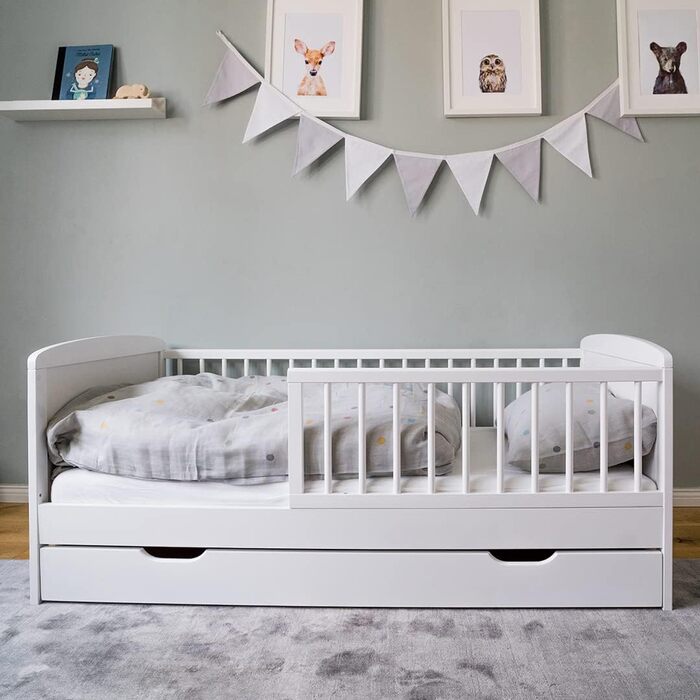 Дитяче ліжко Kids Collective 70x140 см з висувною шухлядою, ламельним основою та бортиком від падіння, біле, з ящиком для зберігання, для дітей до 6 років, виготовлено в Європі