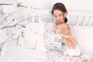 Подушка для годування Amilian Baby klein з наповнювачем, 22x20 см, для подорожей, з рукавом для рук