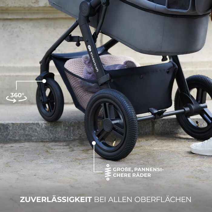 Дитяча коляска Kinderkraft MOOV2 4 в 1 з автокріслом I-SIZE, чорна (CLASSIC)