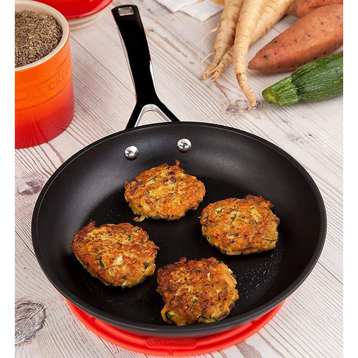 Сковорода Le Creuset антипригарна алюмінієва, 24 см, для всіх типів плит, індукційна, антрацит/срібло
