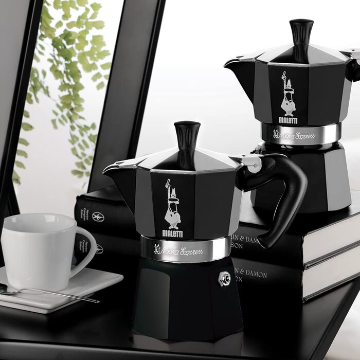 Кавоварка Bialetti Moka Color, 3 чашки, алюмінієва, чорна, італійська гейзерна кавоварка для плити