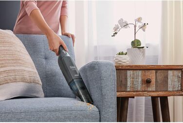 Акумуляторний ручний пилосос BLACK+DECKER Dustbuster Slim HLVC320B11, 12В, 2.0А·год, без мішка, бездротовий, з XXL-насадкою, зарядна станція, щілинна та меблева насадки