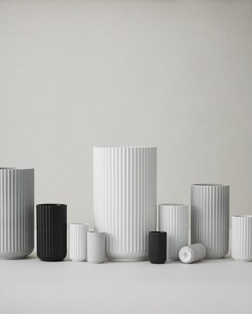 Ваза Lyngby Porcelæn H20.5 см, біла – класичний данський дизайн