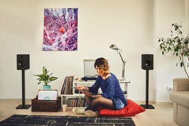 Стійки для підлогових акустичних систем Kanto ST28, 28 дюйми, до 13.6 кг, чорні, сталь/MDF