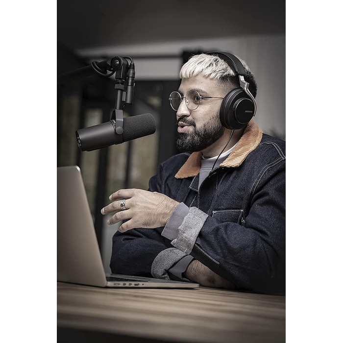 Динамічний мікрофон Shure SM7B для вокалу, подкастів і студії, XLR, широкий частотний діапазон, теплий звук, чорний