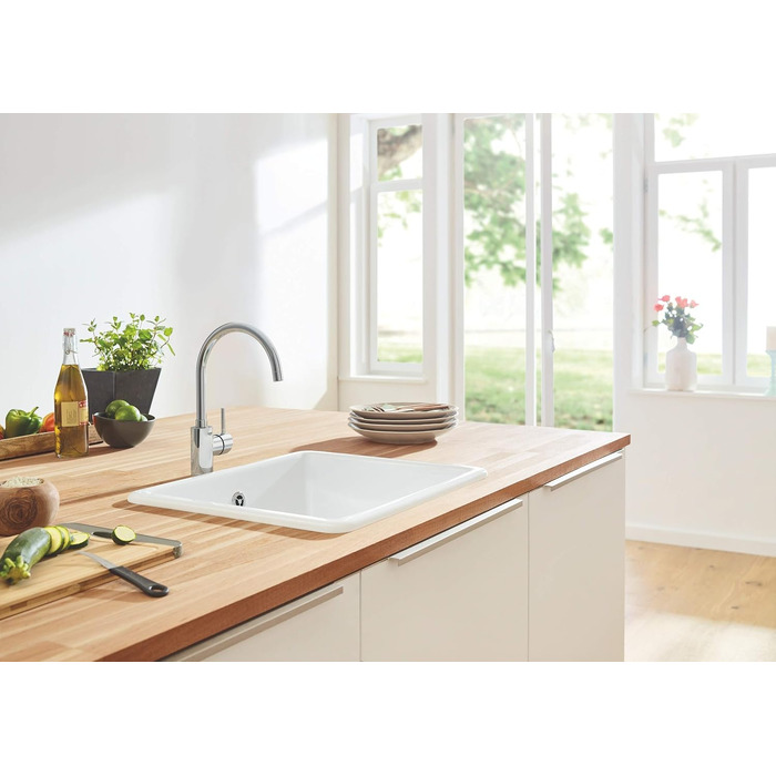 Змішувач кухонний GROHE Concetto з висувним душем, поворотний 360°, хром - 31483002