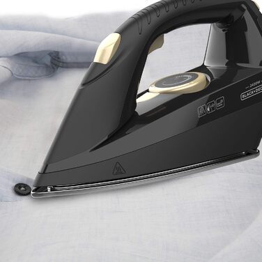 Парова праска-станція BLACK+DECKER BXIR2403E, 2400 Вт, чорна, резервуар 2 л