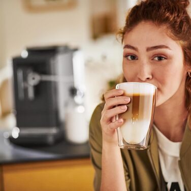 Кавоварка автоматична Tchibo Esperto2 Milk з функцією One-Touch для молока, 2 чашки, еспресо, капучино, крема, чорний граніт, набір кави у подарунок