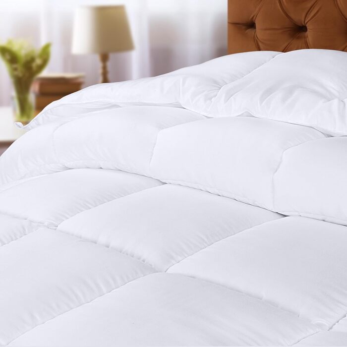 Ковдра Utopia Bedding 135x200 см, всесезонна, 370 GSM, дихаюча, стеганий наповнювач, супер м'яка (біла)