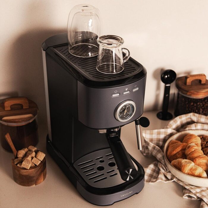 Еспресо-машина Cecotec Espressomaschine Compact Power Espresso 20 Retro Green – 1100 Вт, 20 бар, Thermoblock, парогенератор, сталь, манометр