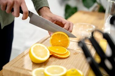 Кухонний ніж Zwilling Gourmet Compact 14 см, нержавіюча сталь, ергономічна ручка, чорний