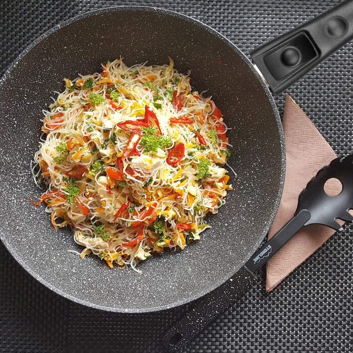 Wok STONELINE Flex 30 см з антипригарним покриттям, знімна ручка, для індукції, без олії, з кам'яними частинками, вироблено в Німеччині