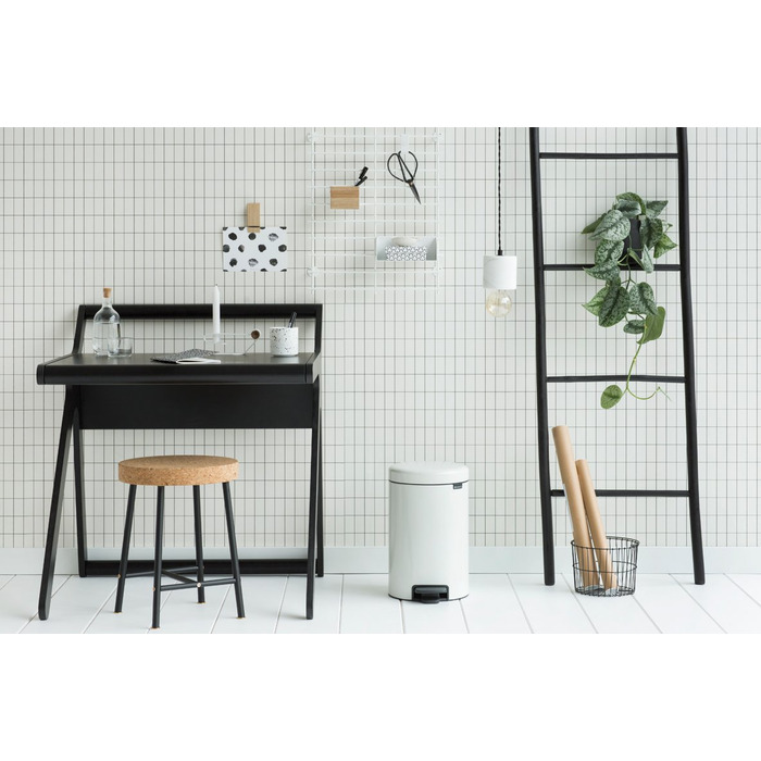 Педаль для сміття 12 л безшумна біла NewIcon Brabantia