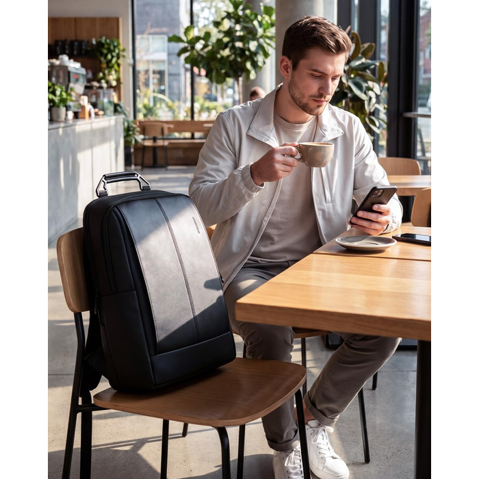 Елегантний чоловічий шкіряний рюкзак Mark Ryden 17L, водонепроникний міський рюкзак чорного кольору