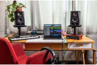 Focusrite Scarlett 4i4 4-го покоління USB Аудіоінтерфейс для гітаристів, вокалістів та музикантів (16 входів/16 виходів) - HiFi студійна якість