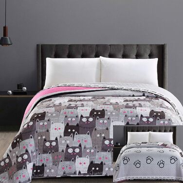 Покривало DecoKing 220x240 см мікрофібра, двостороннє, стьобане, легкий догляд, бежевий, коричневий, графіт, чорний, білий, рожевий, з принтом котів Cats' Invasion