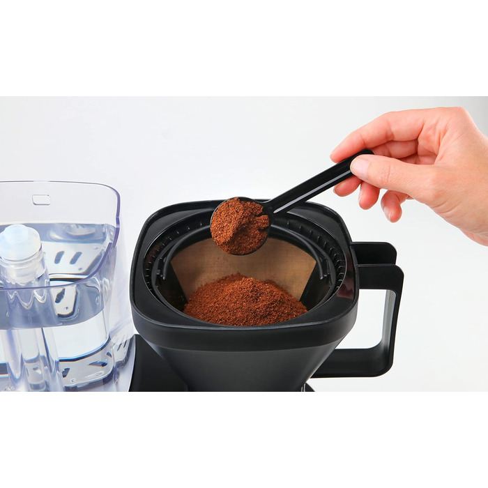 Кавоварка CASO Aroma Sense, дизайнерська, ідеальна температура заварювання 92-96°C, повне розкриття аромату завдяки аромапаличці, з титанованим сталевим постійним фільтром