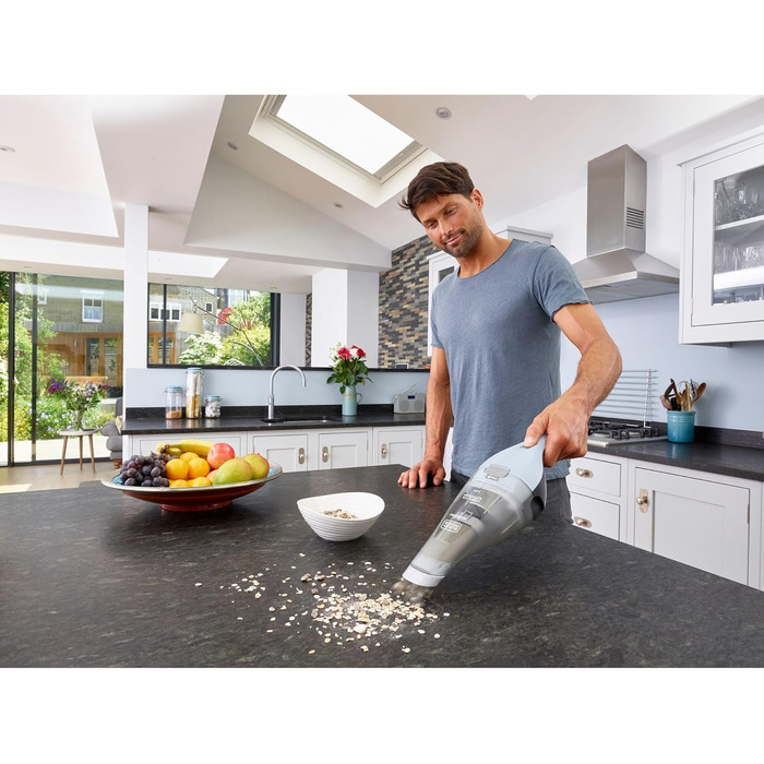 Акумуляторний ручний пилосос BLACK+DECKER Dustbuster NVC215W, 7,2 В, безмішковий, бездротовий, широка насадка, контейнер для пилу, що миється, насадка для щілин, зарядна станція з кріпленням на стіну, небесно-блакитний