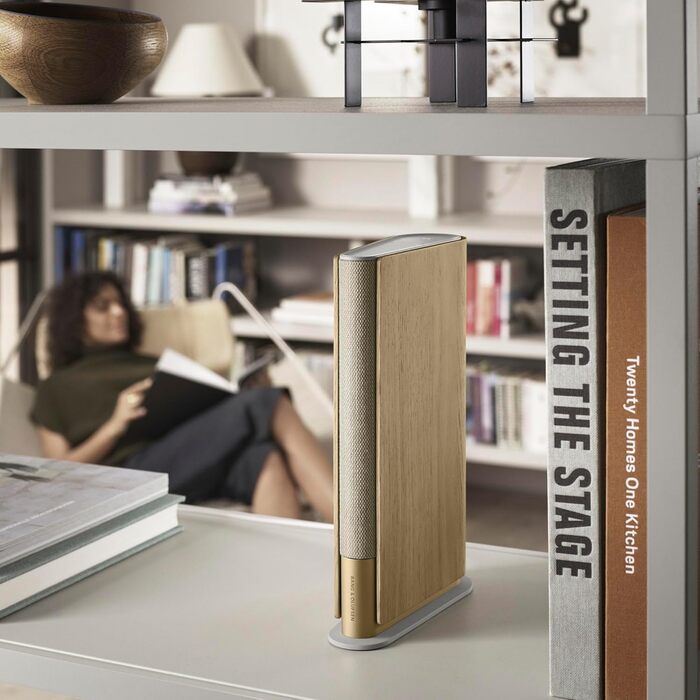 Bang & Olufsen Beosound Emerge: Бездротовий Bluetooth-динамік для дому, Золотий колір, Преміум-якість звуку